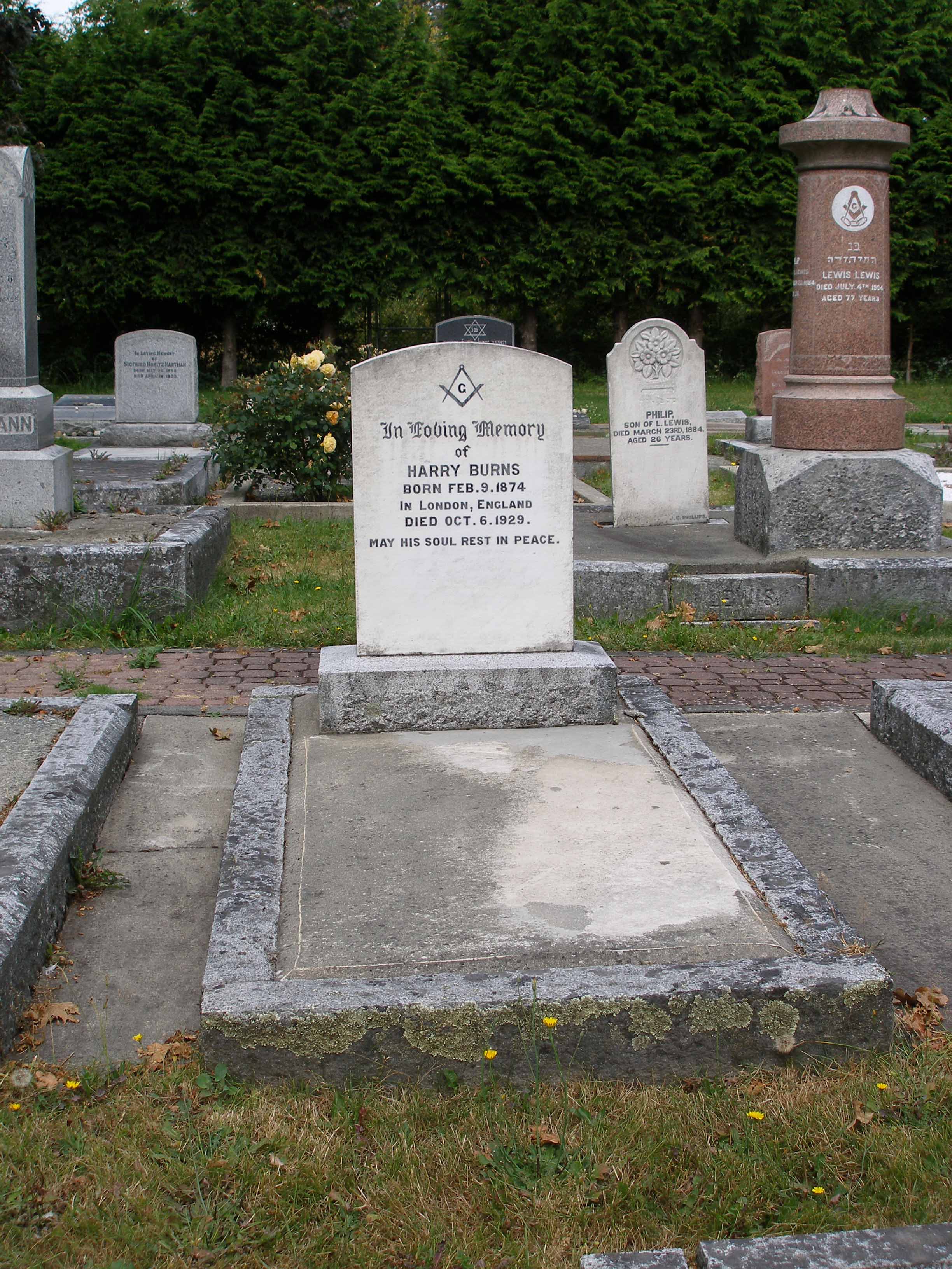 Harry Burns headstone